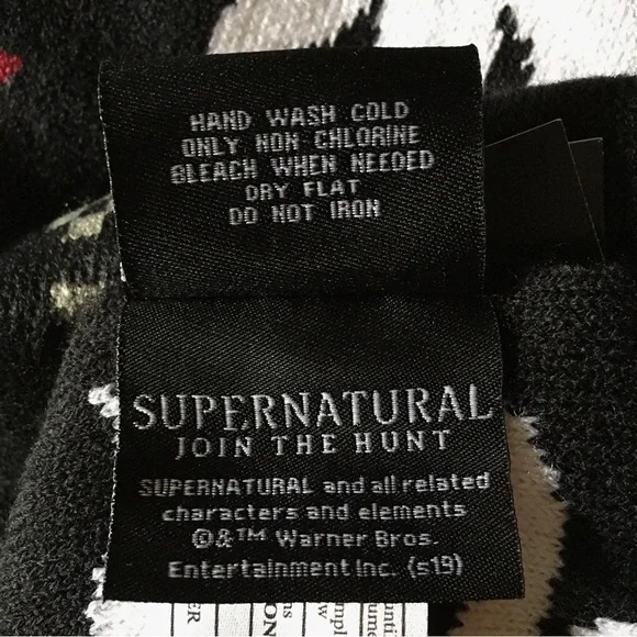 Hot Topic - Supernatural Winchester Brothers Fair Isle Knit Scarf (OS) NWT - Picture 9 of 10